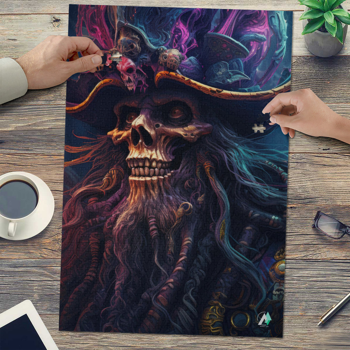 Pirate Lord I Puzzle: A 500 or 1000-piece jigsaw featuring a bearded man with a pirate hat, crafted from premium ivory cardboard.