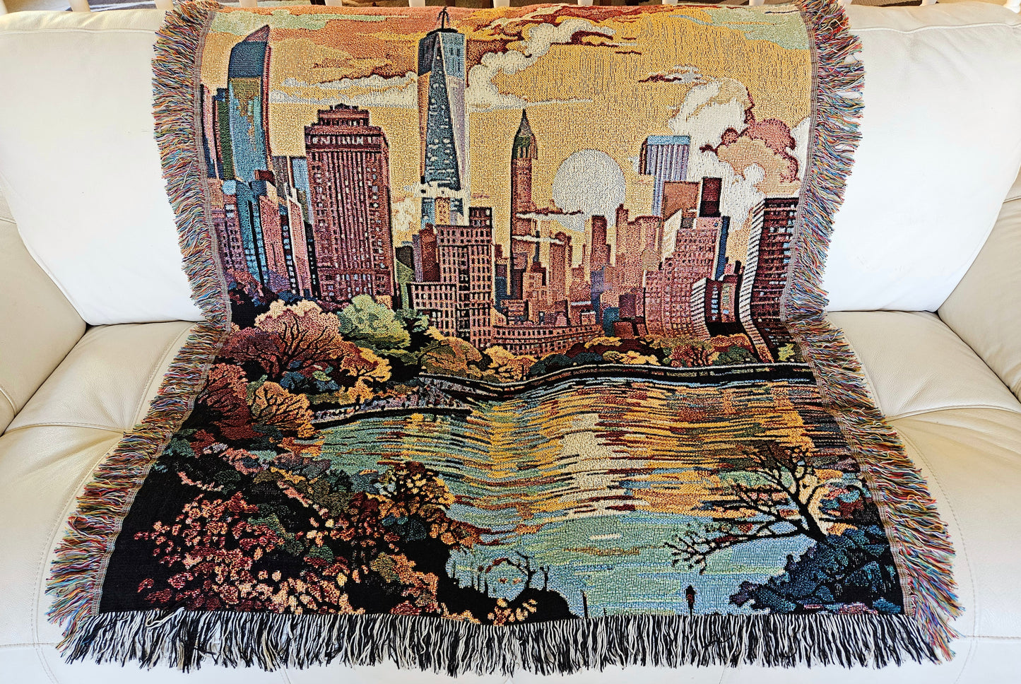 New York in Pastels I 🗽🍎 | Woven Blanket